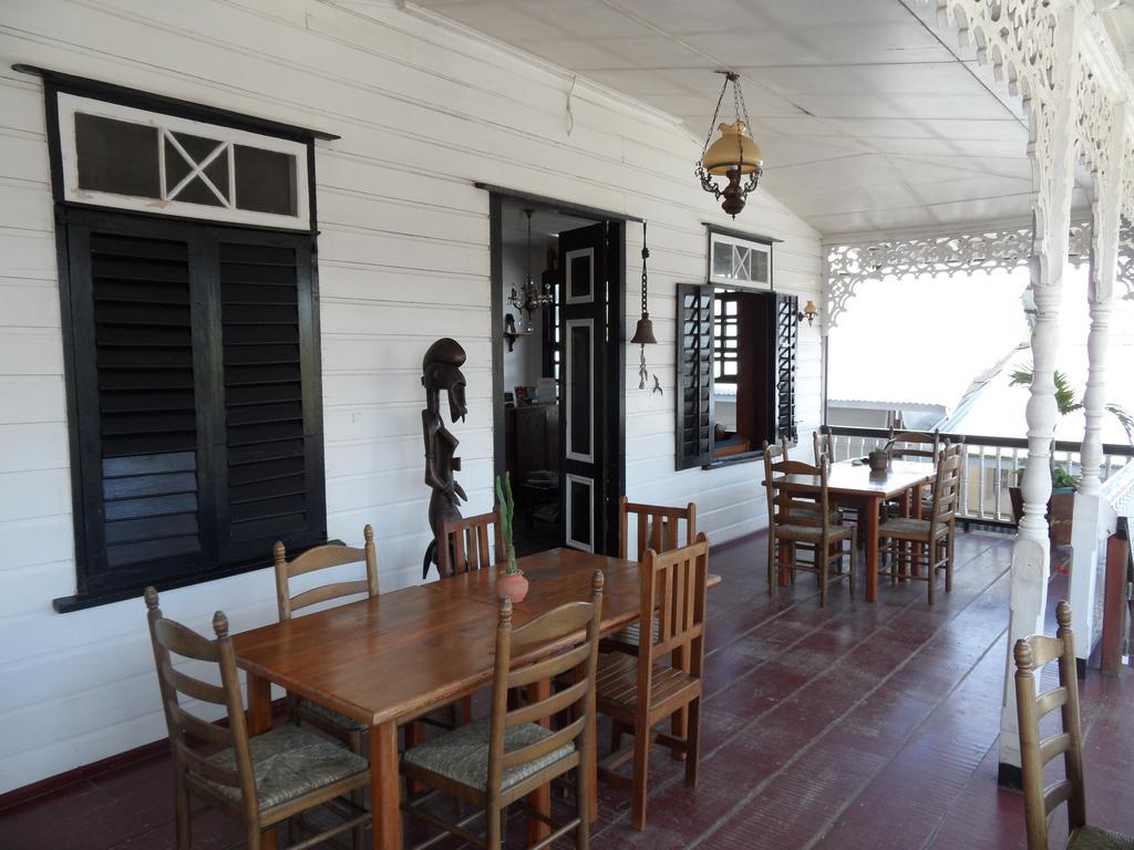 Guesthouse Un Pied-A-Terre Paramaribo Ngoại thất bức ảnh
